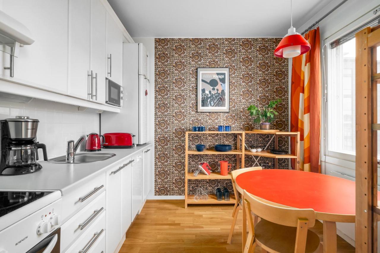 Wehost Spacious Traveller'S Hq Above Metro @Vilhonvuorenkuja 16 Apartment Helsinki Luaran gambar