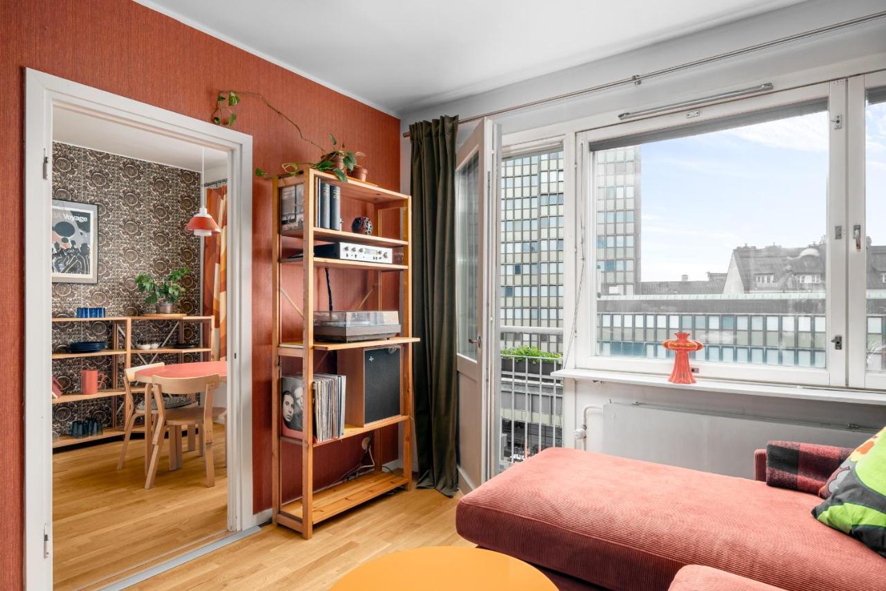 Wehost Spacious Traveller'S Hq Above Metro @Vilhonvuorenkuja 16 Apartment Helsinki Luaran gambar