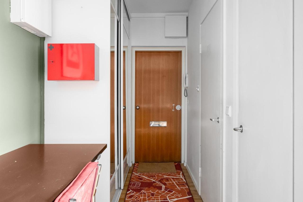 Wehost Spacious Traveller'S Hq Above Metro @Vilhonvuorenkuja 16 Apartment Helsinki Luaran gambar