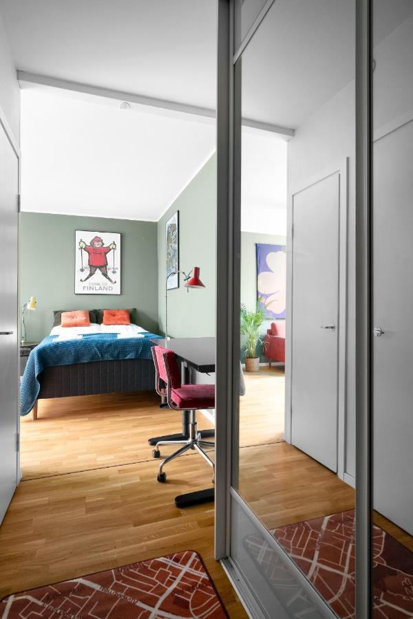 Wehost Spacious Traveller'S Hq Above Metro @Vilhonvuorenkuja 16 Apartment Helsinki Luaran gambar
